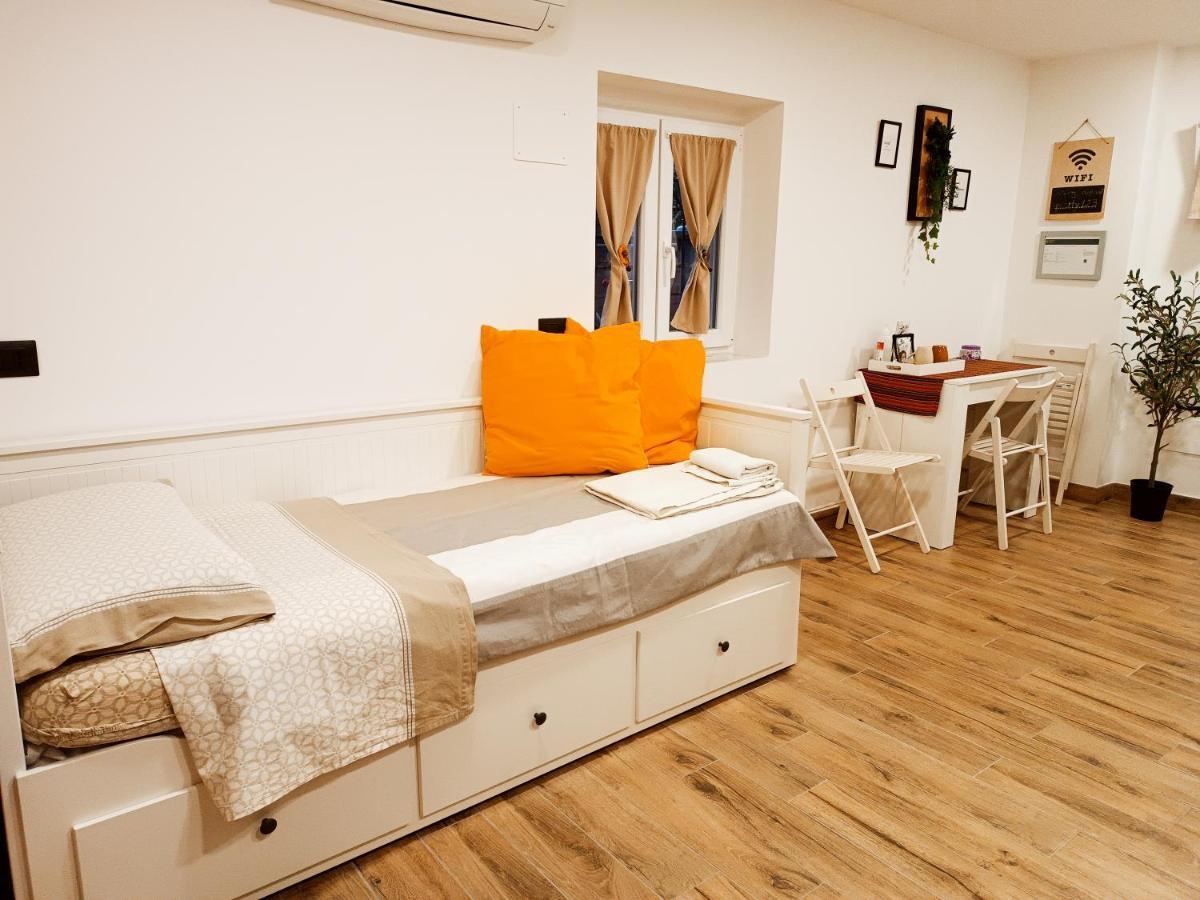 Touch&Go - Stanza Privata Con Servizi Ciampino Exterior foto