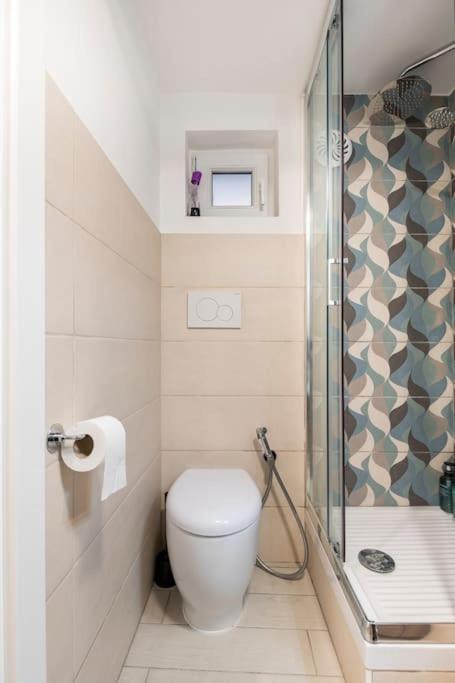 Touch&Go - Stanza Privata Con Servizi Ciampino Exterior foto
